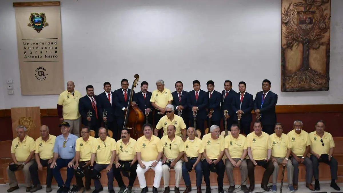 15 Se reúnen Ingenieros Agrónomos de la generación 45 de la UAAAN2