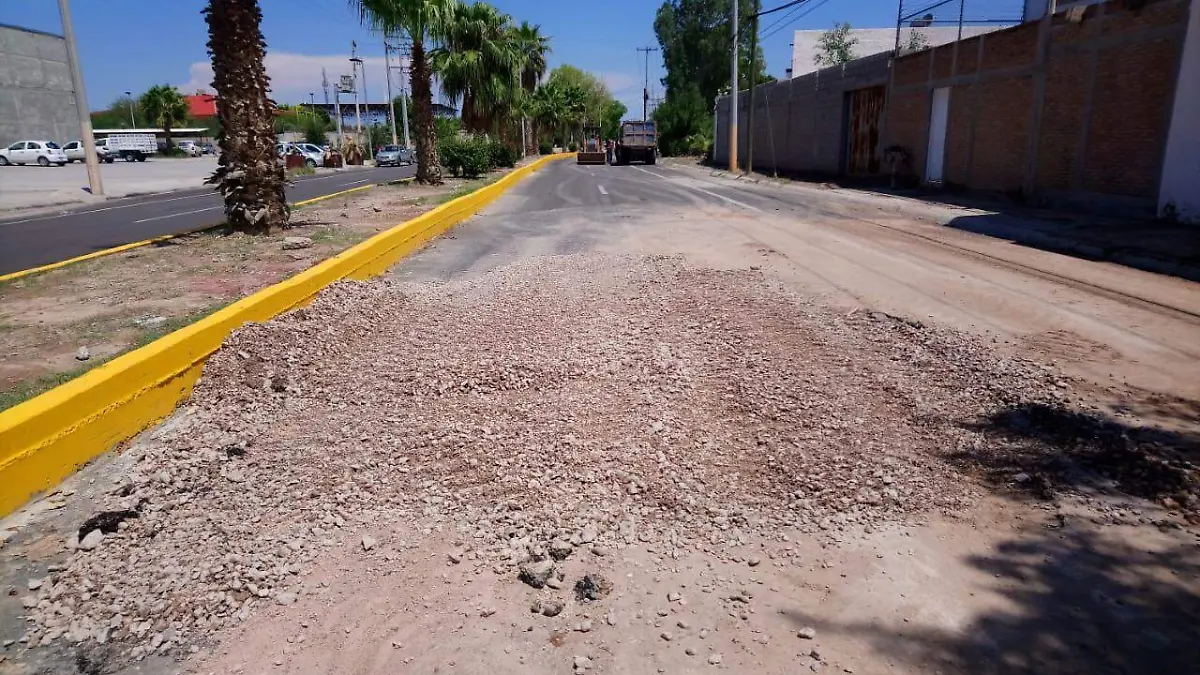 Socavones bulevar Las Quintas