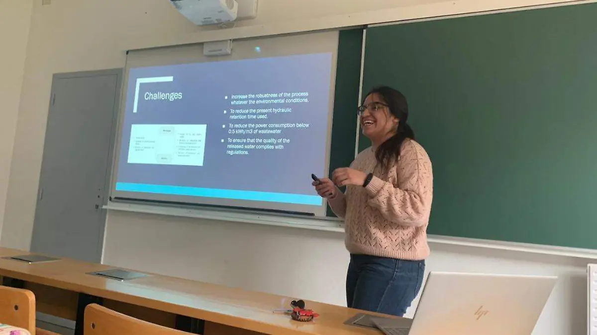 10 MARCELA  Egresada del Tec Laguna