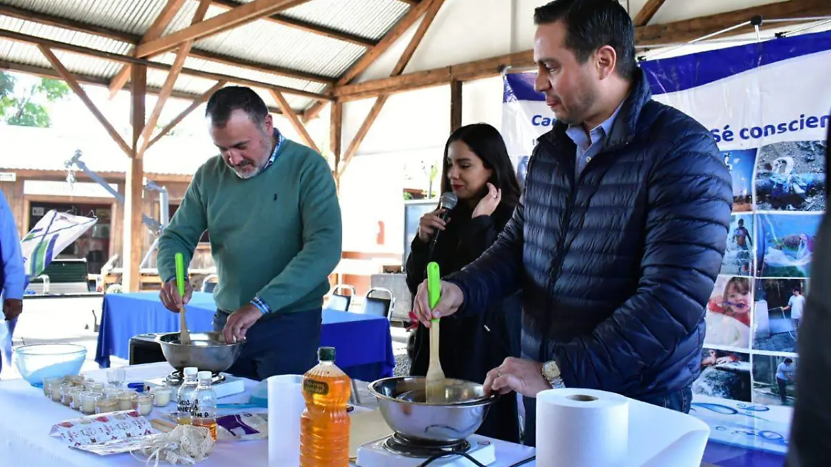 09 A nivel Metropolitano promueve SIMAS el reciclaje de aceite usado2