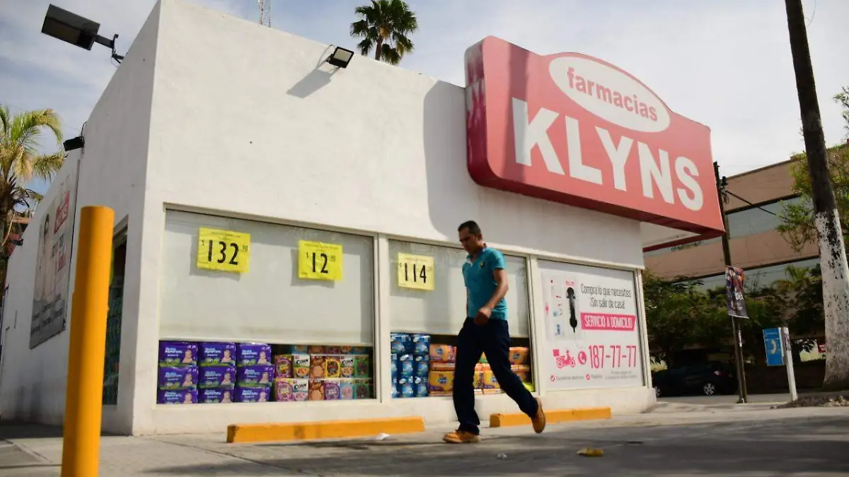 06 TRIANA 4 Registran compras de pánico en las Klyns