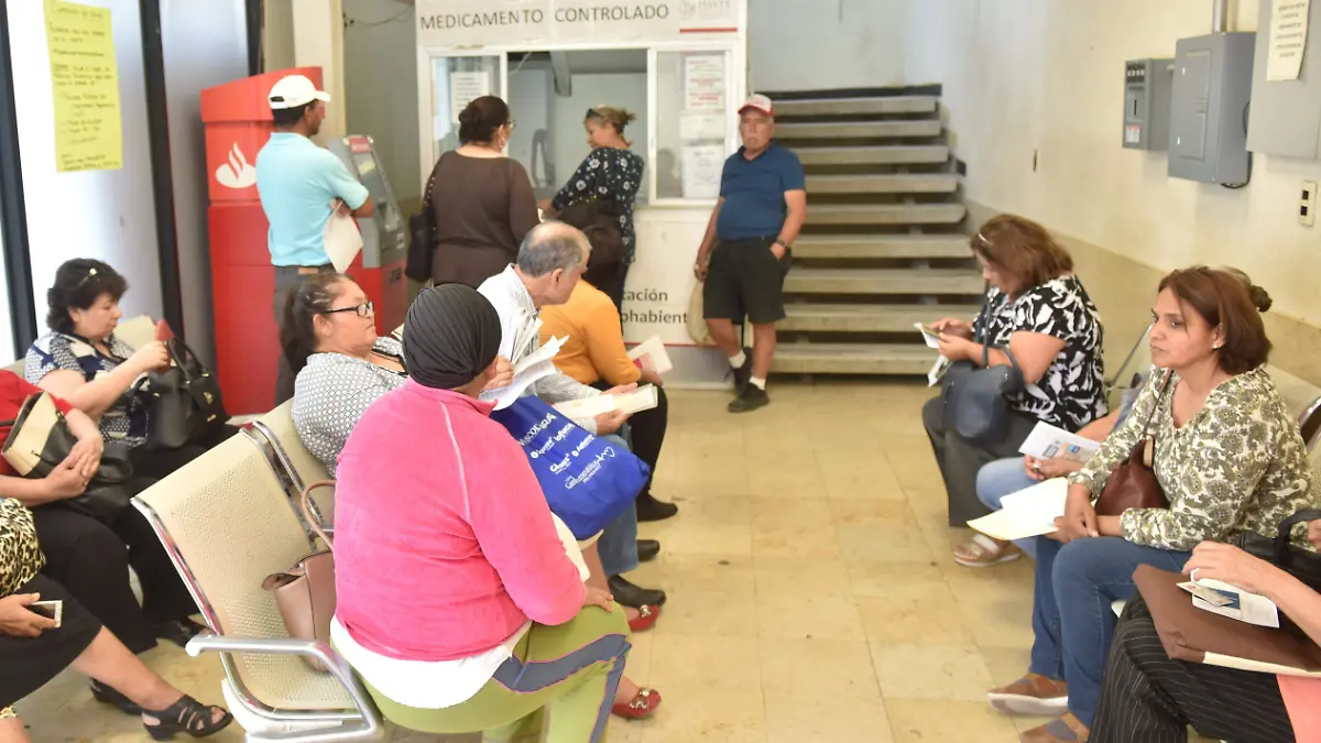 31 Pacientes del ISSSTE en Torreón sin boletos para sus traslados