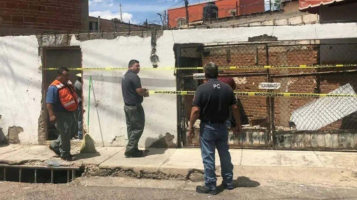 23 encuentran tumba