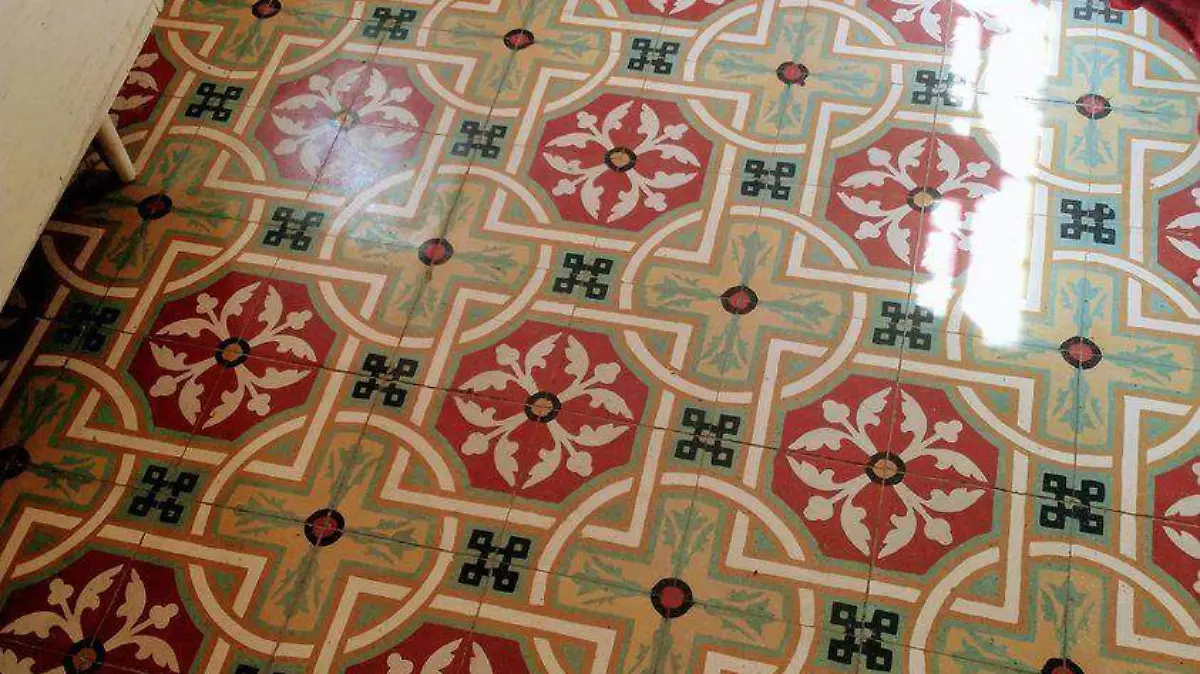 piso de 100 años en casa de Torreón