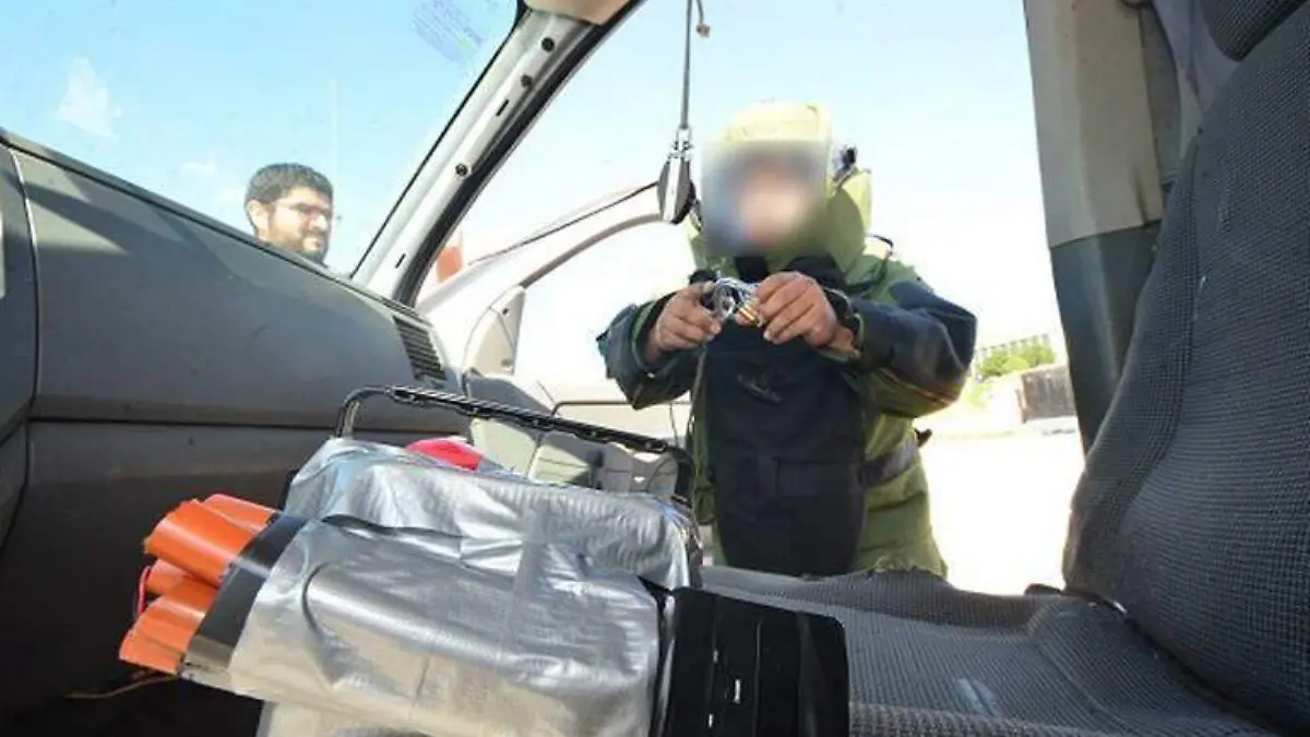 escuadron-antibombas-64