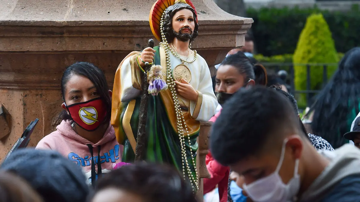 783400_Abarrotan iglesia por San Judas -5_impreso