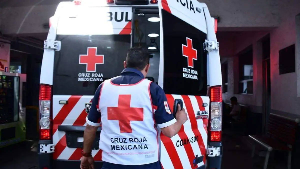 Salvó dos vidas la Cruz Roja en el Colegio Cervantes