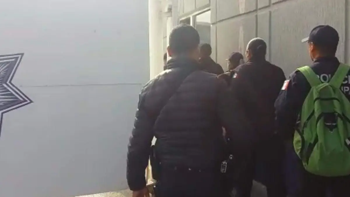 05 MANIFESTACION DE POLICÍAS