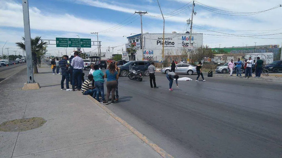 10 Atropella y mata a embarazada