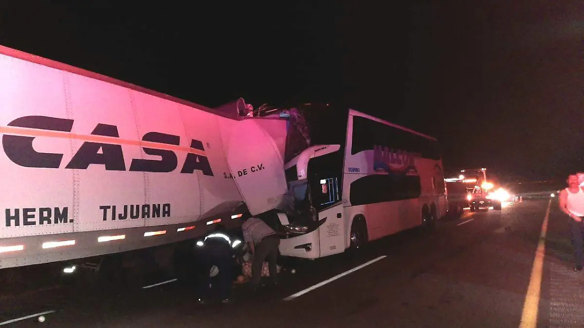 01 Accidente con multiples lesionados2