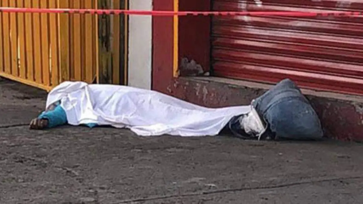 27 Anciano muere en calles de Torreón 1