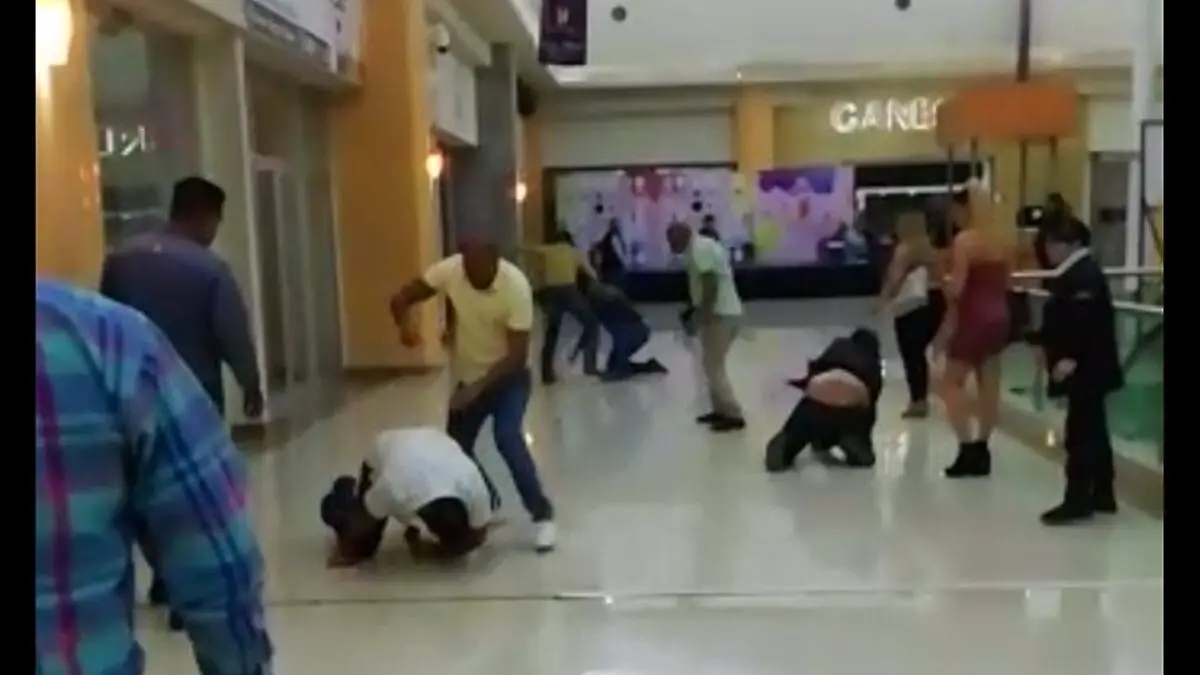 03 WEB Se arma campal en el Intermall