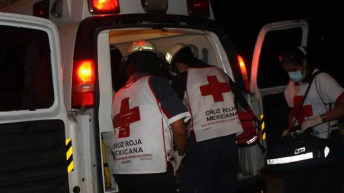 cruz roja noche