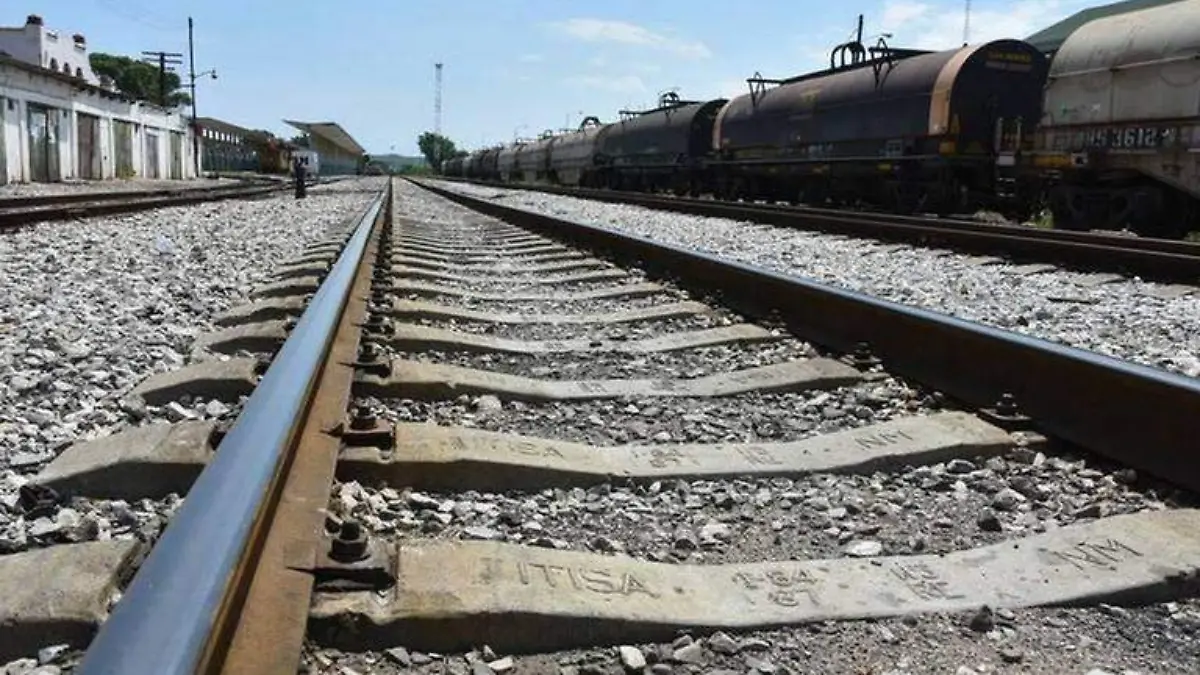 tren-golpea-al-hombre-Torreón