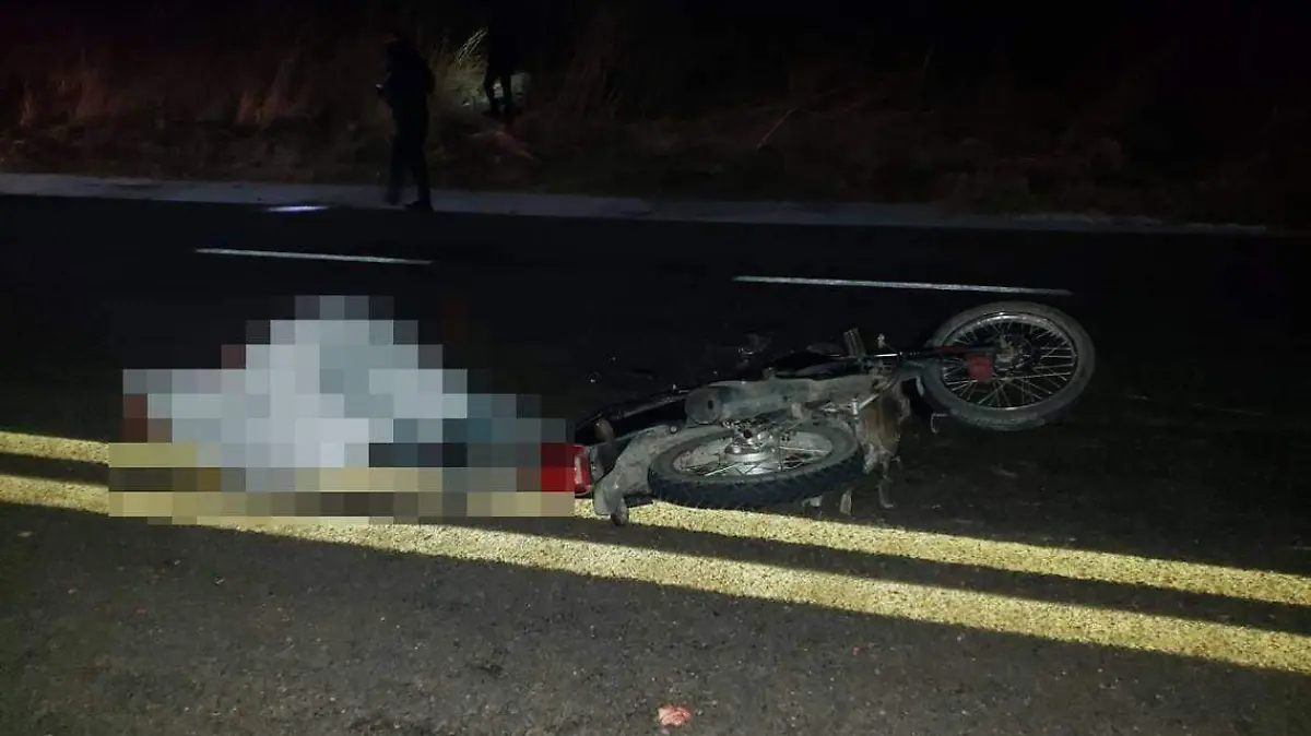 09 WEB Auto fantasma impacta y mata a motociclista en