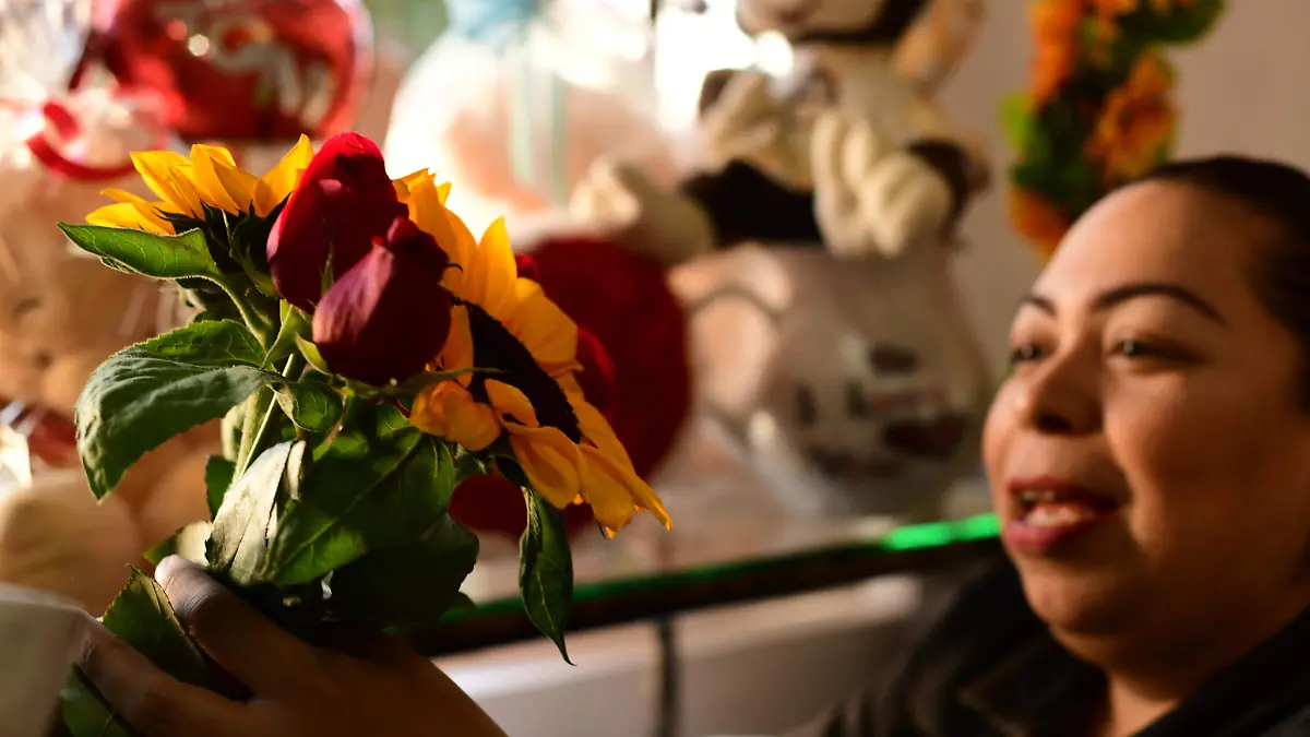 DebanhiSanValentin_02