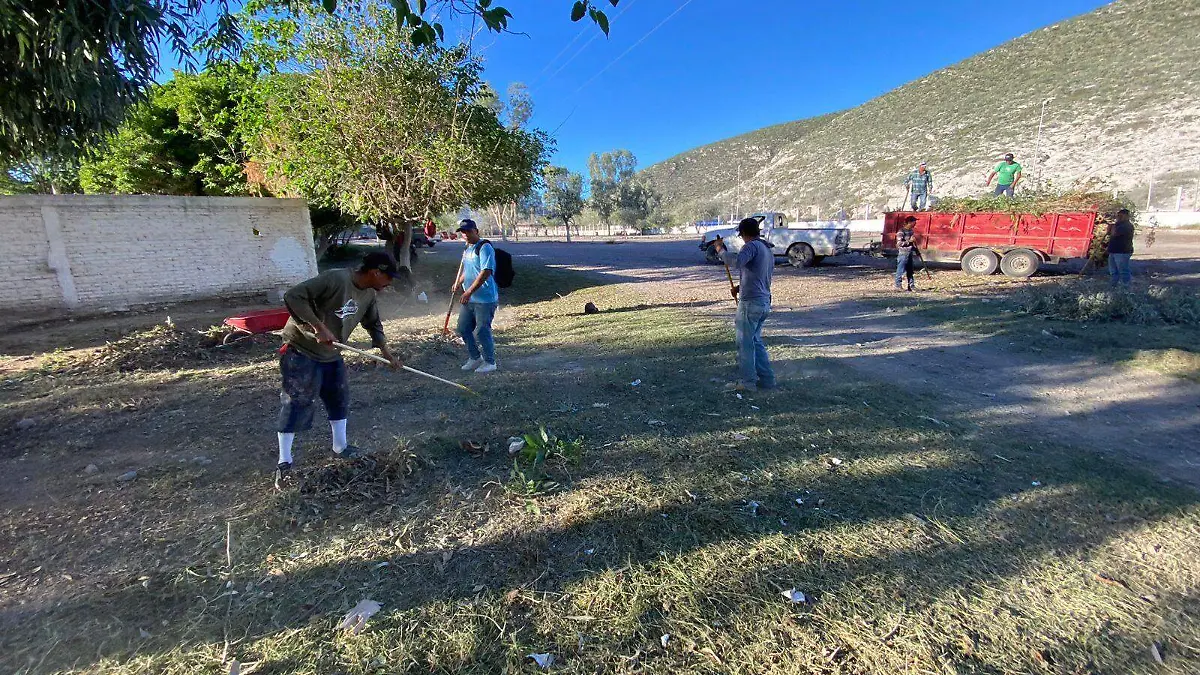 Limpieza estadio San Fernando
