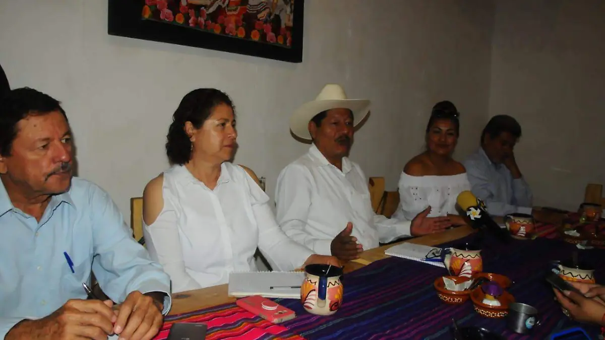 04 Le favorecen encuestas2