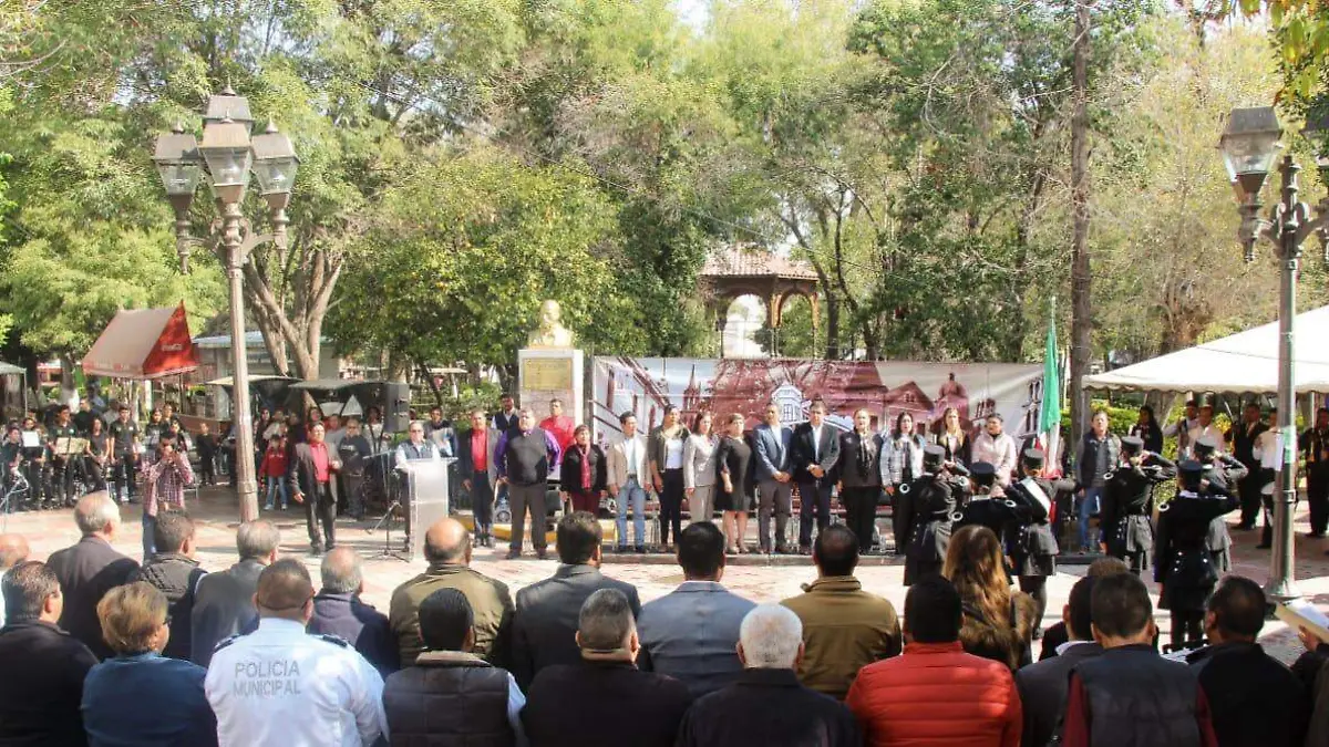 12 Rinden homenaje a Miguel Lerdo de Tejada en el 125 aniversaraio de la ciudad