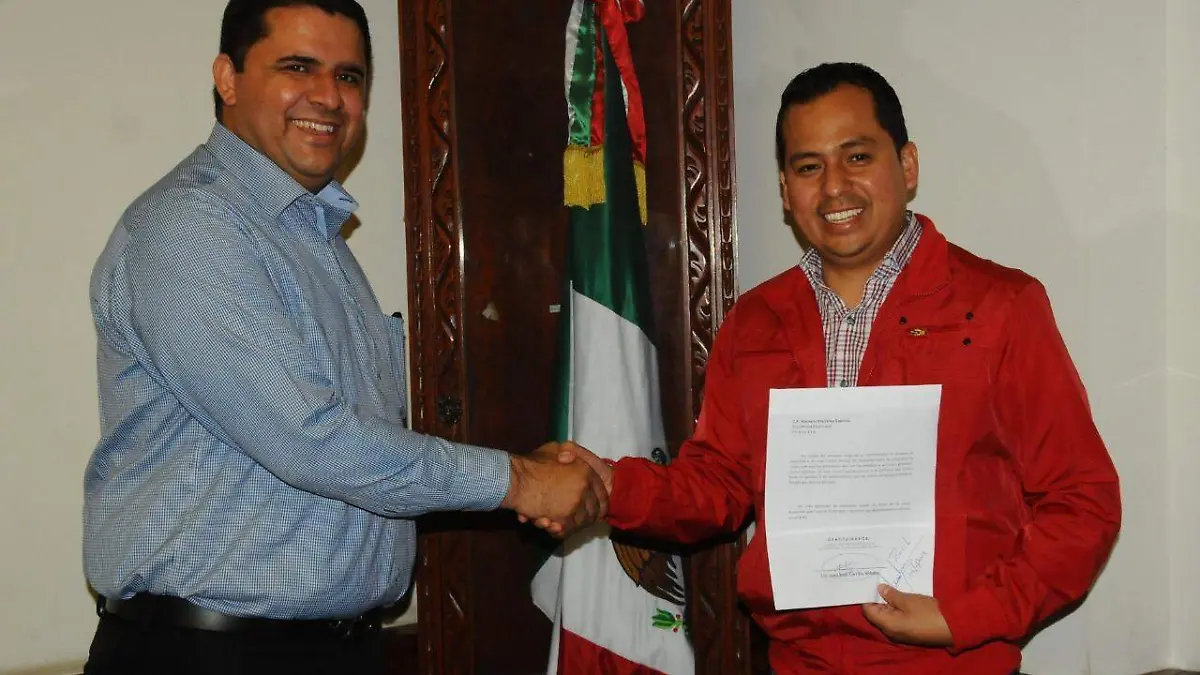 17 Juan José Carrillo renunció a la Dirección de Desarrollo Social Municipal