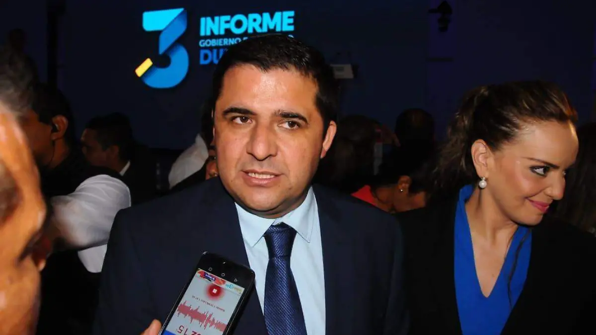 21 Mediante una APP sencilla