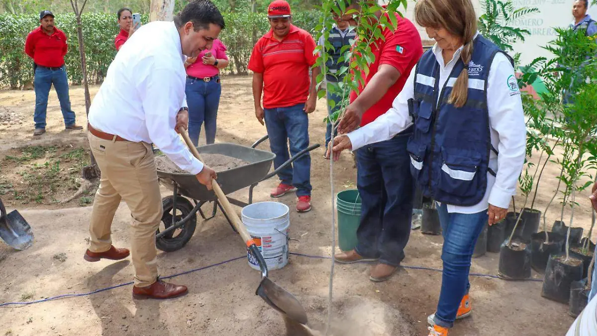 856bac3e-0733-4d22-beea-497e9d8100a1