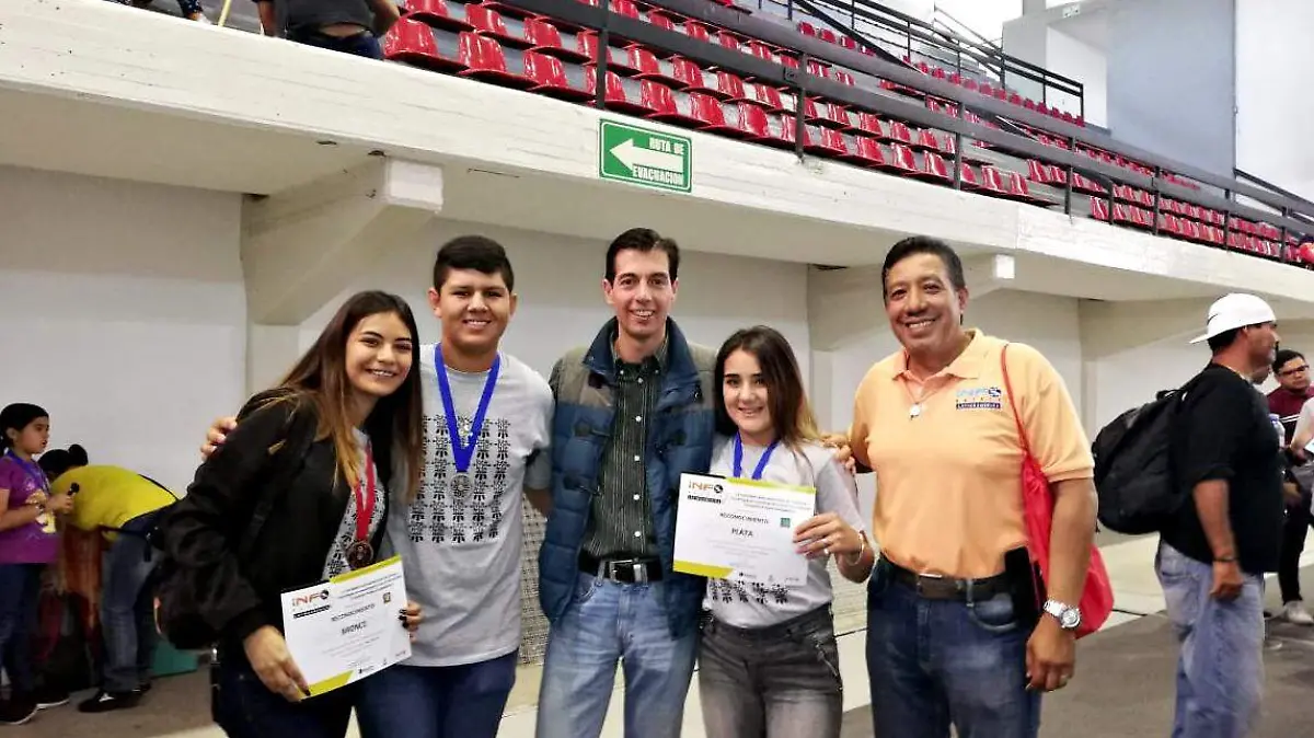 30  COBAED Lerdo logra plata y bronce por proyectos científicos y tecnológicos3