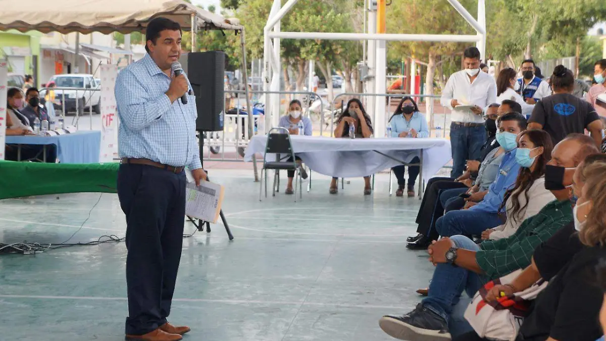 homero martínez
