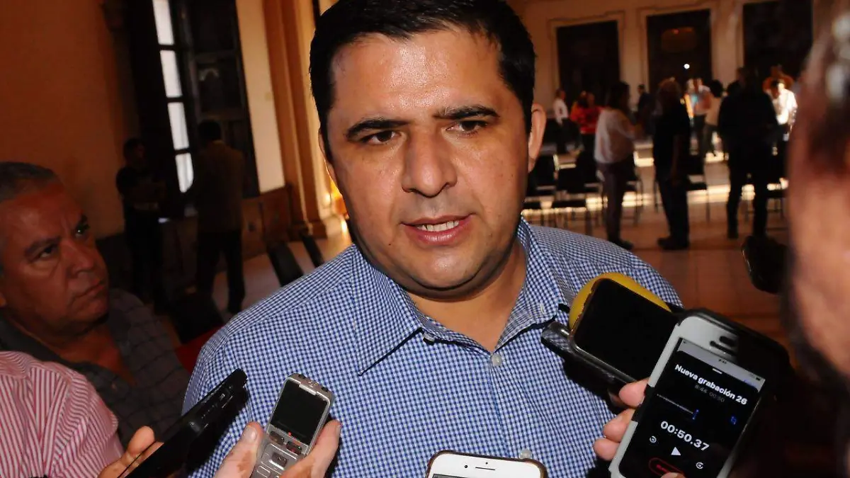 29 Lerdo hará alianza con el gobernador