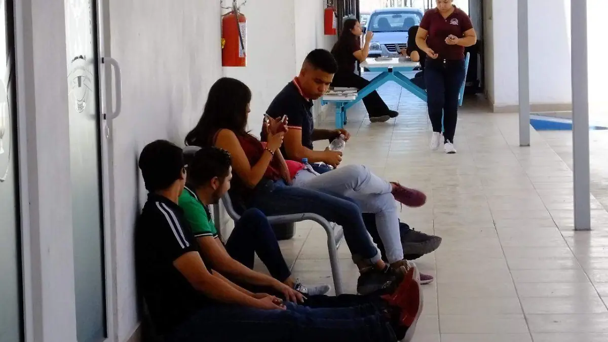 26 Universidad Vizcaya con el respaldo de 26 centros de estudio