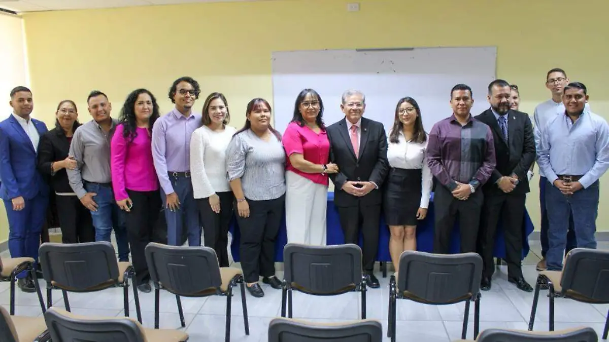 Toma de protesta UAdeC