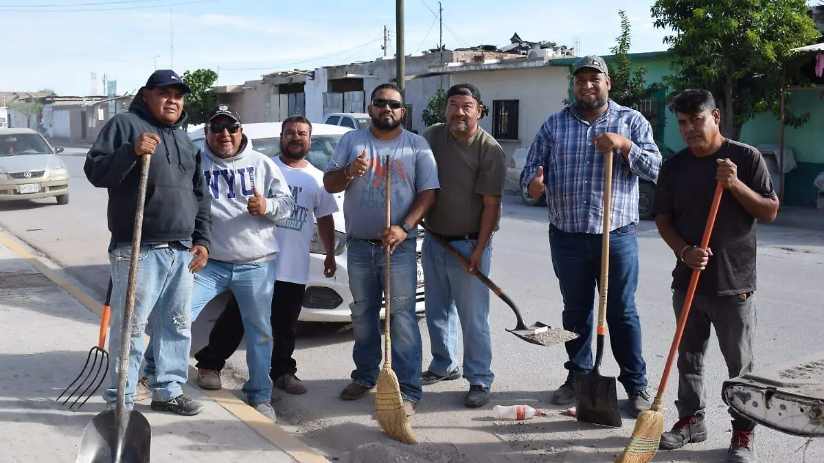 0756b998-c3f1-443c-8db3-bdf34ec6ed78