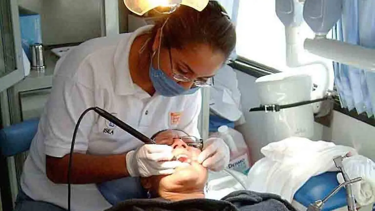 15 SEGUNDA SEMANA DE SALUD BUCAL EN FIM