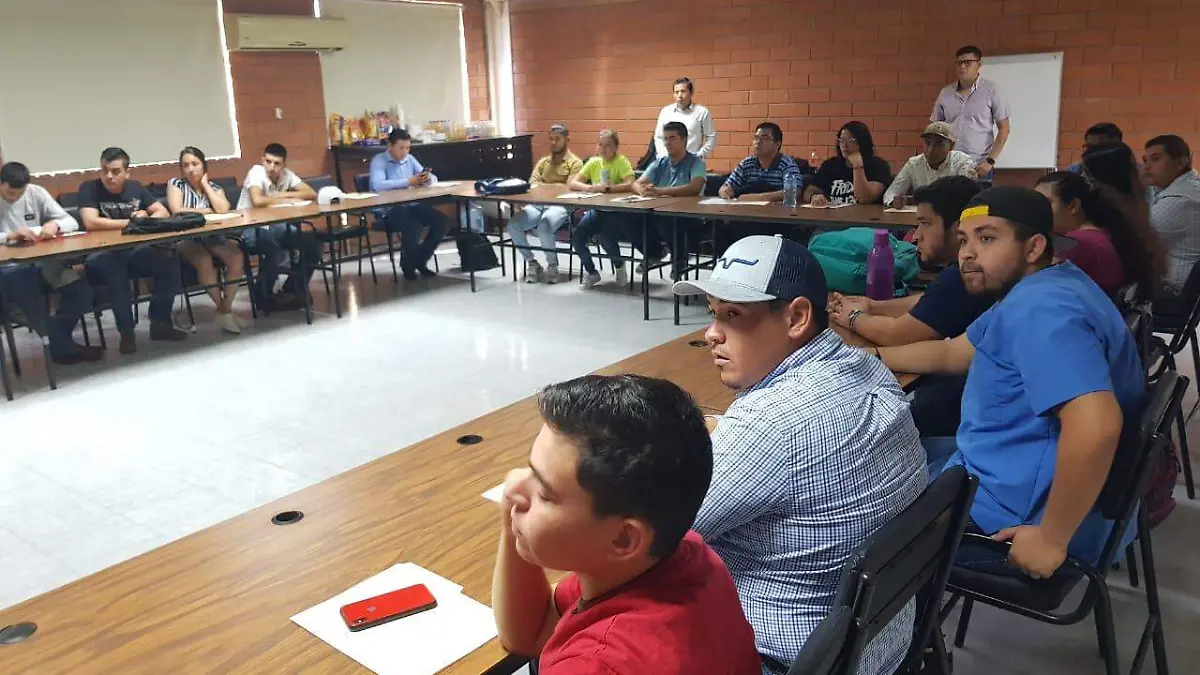 25 Arranca Curso de3