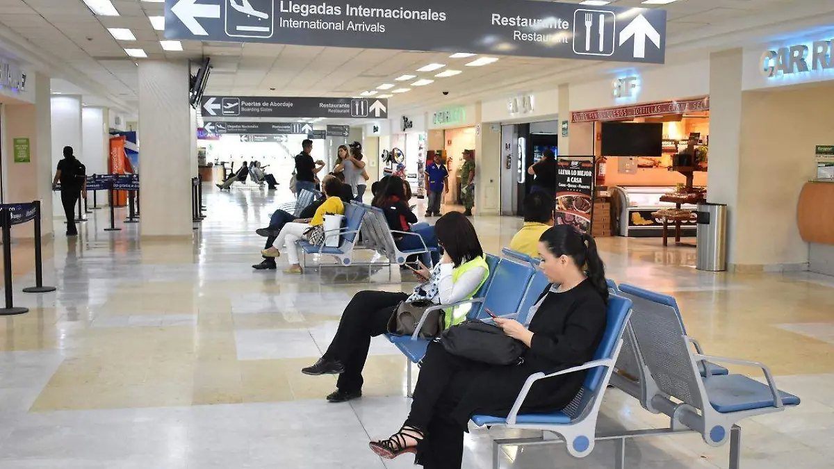 55 SOLIS Vigila Profeco se respeten derechos de pasajeros ante cancelación de vuelos