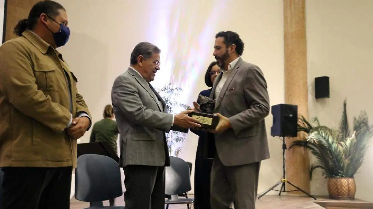 Premio Cultural Universitario (1)