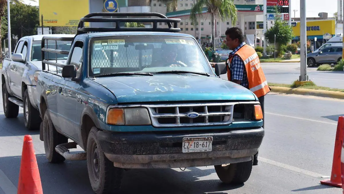 11 Vuelve el aseguramiento de vehículos sin placas vigentes2