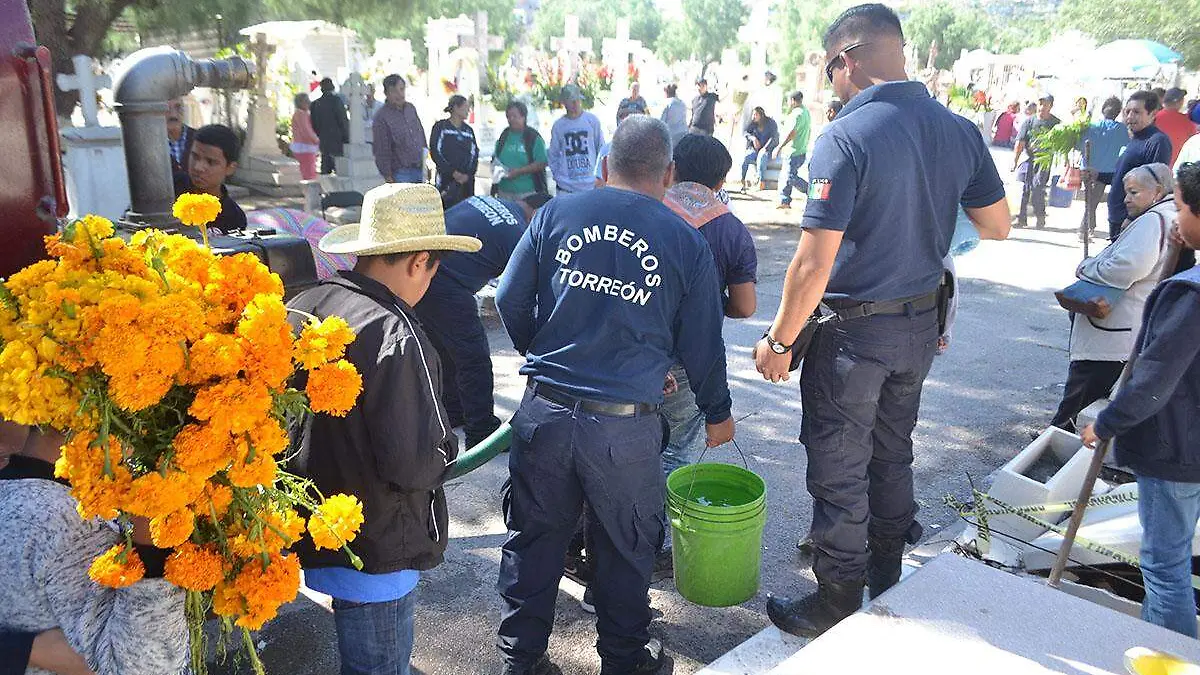 Comerciantes-beneficiados-con-afluencia-de-visitantes
