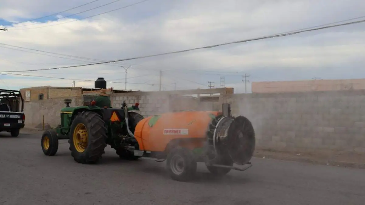 Sanitización San Pedro tractor