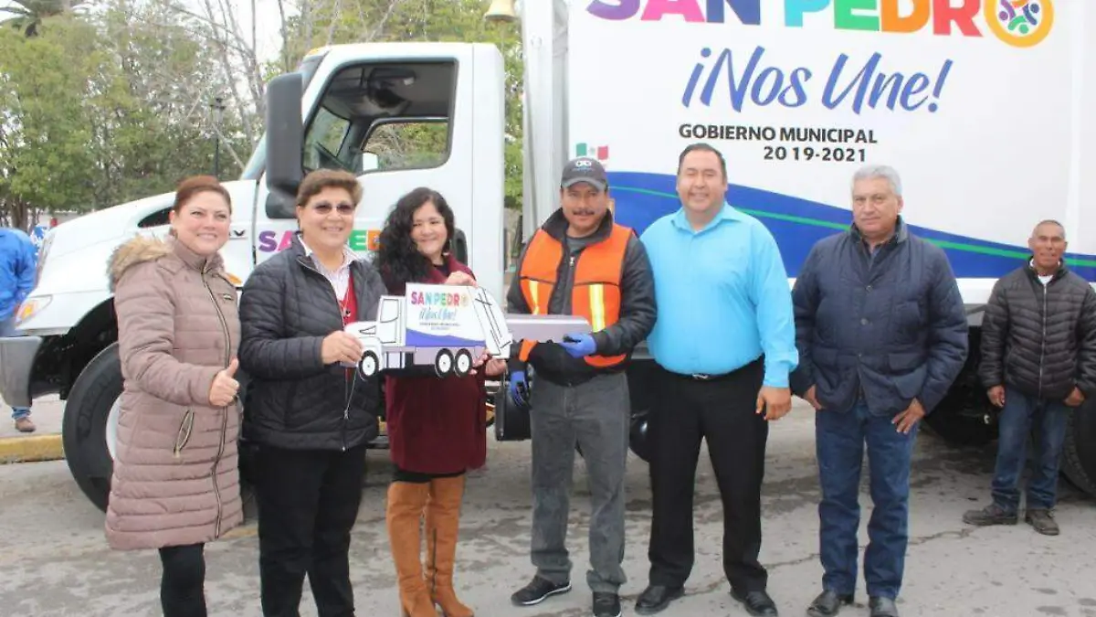 26 MARCELA Camion de basrua