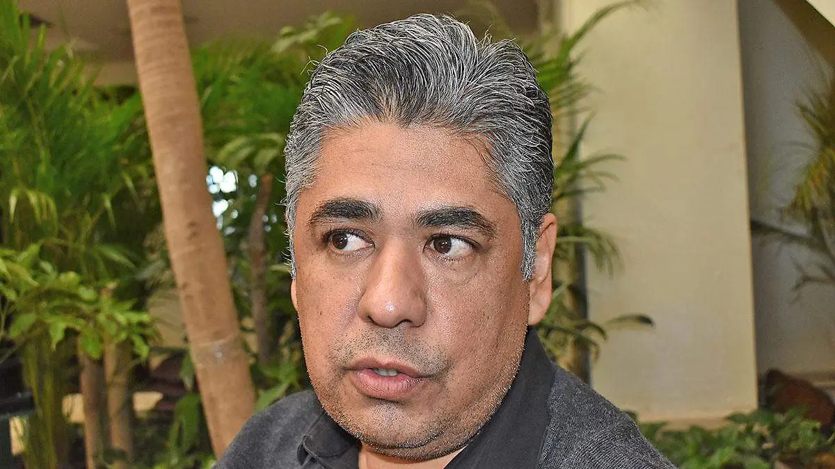 Roberto-Serna-Aguilera-concesionario