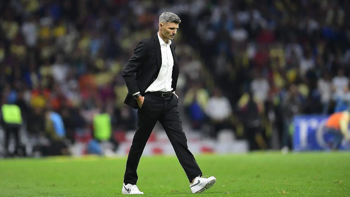 Fernando Ortiz sería opción para dirigir a Santos.
