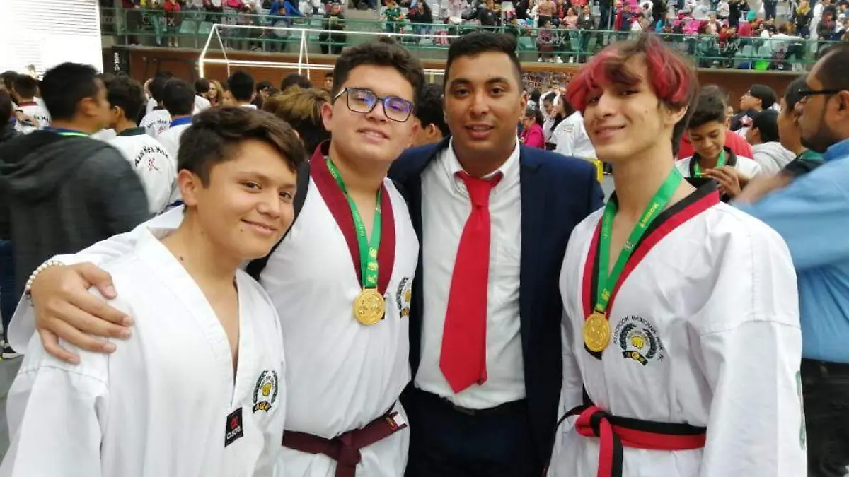07 UAL Triunfa en Torneo Nacional de TKD1
