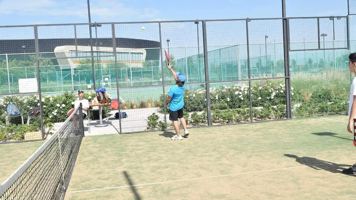 17 LAURO Padel deporte que va en aumento en La Laguna