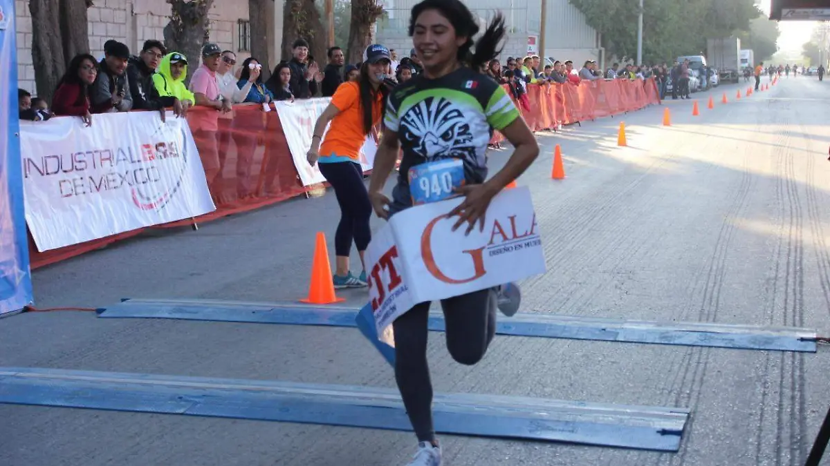 08 Corren con éxito la 5k y 10k ‘Ciudad Industrial de Torreón’