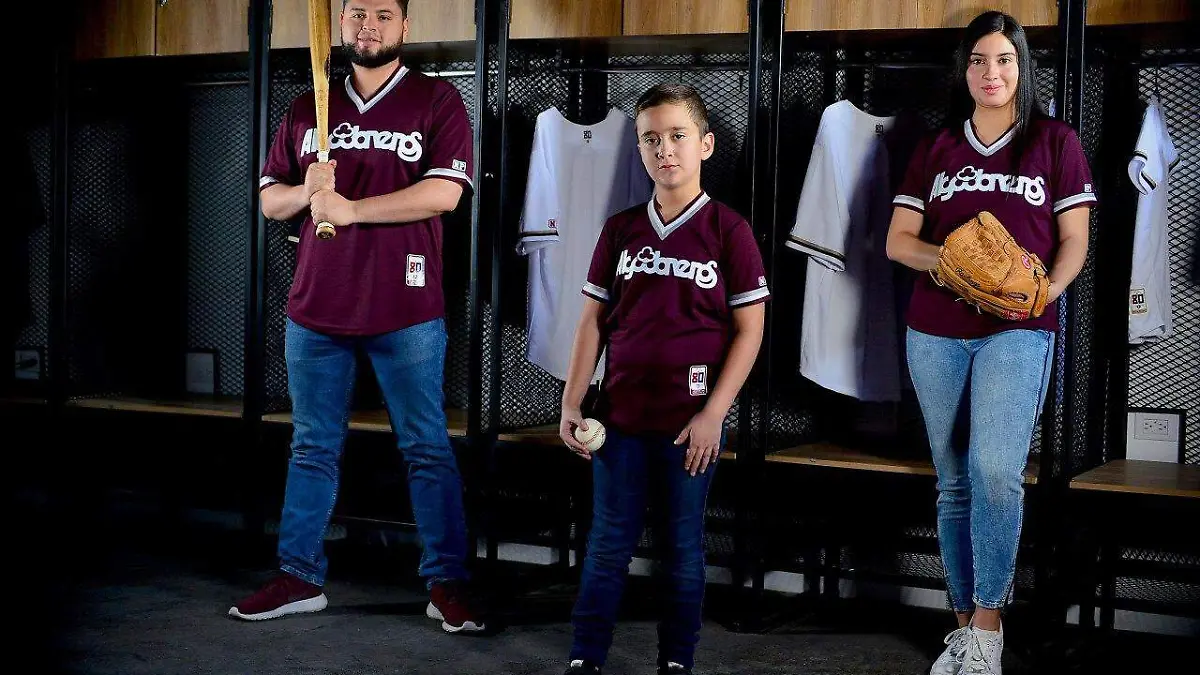 MARCELA 7 En Unión Laguna, lista la piel guinda 2020