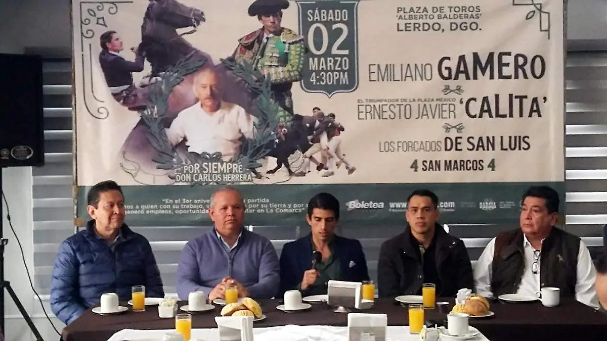 j11 Mamo a Mano