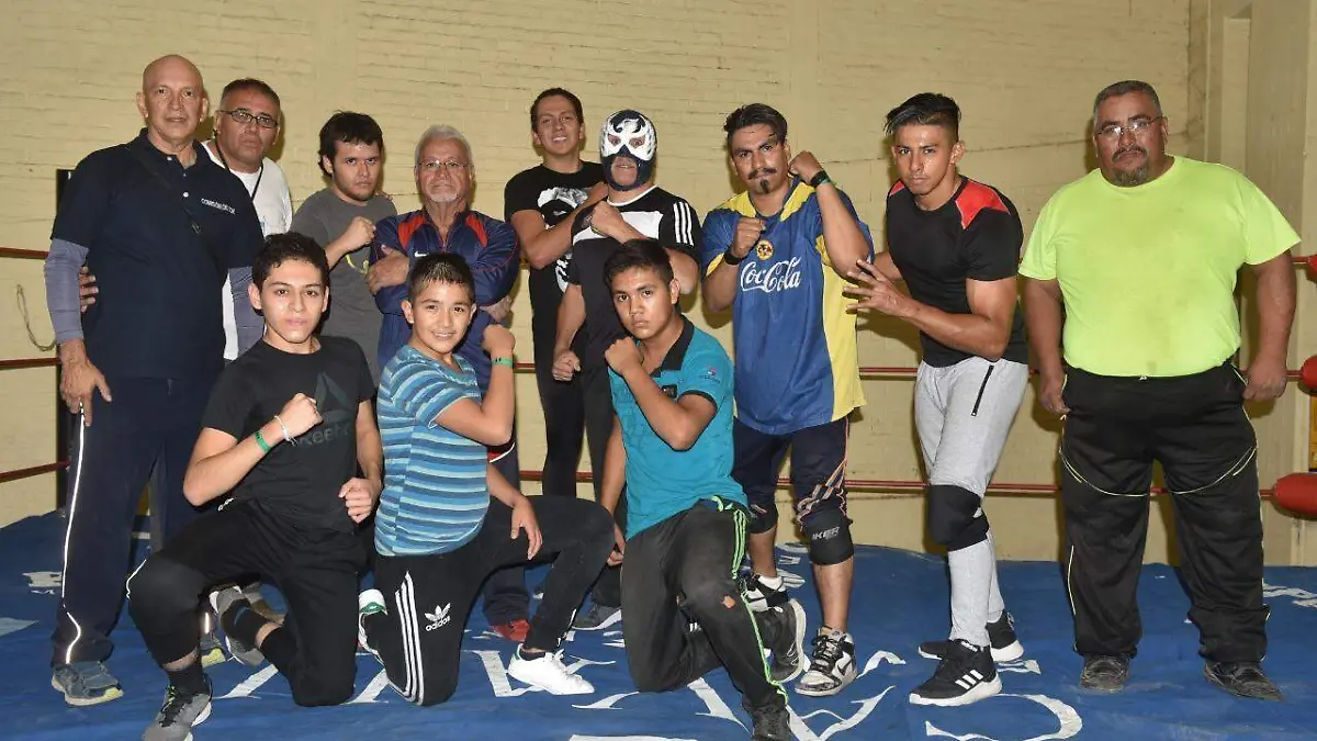 j30 Luchadores 1