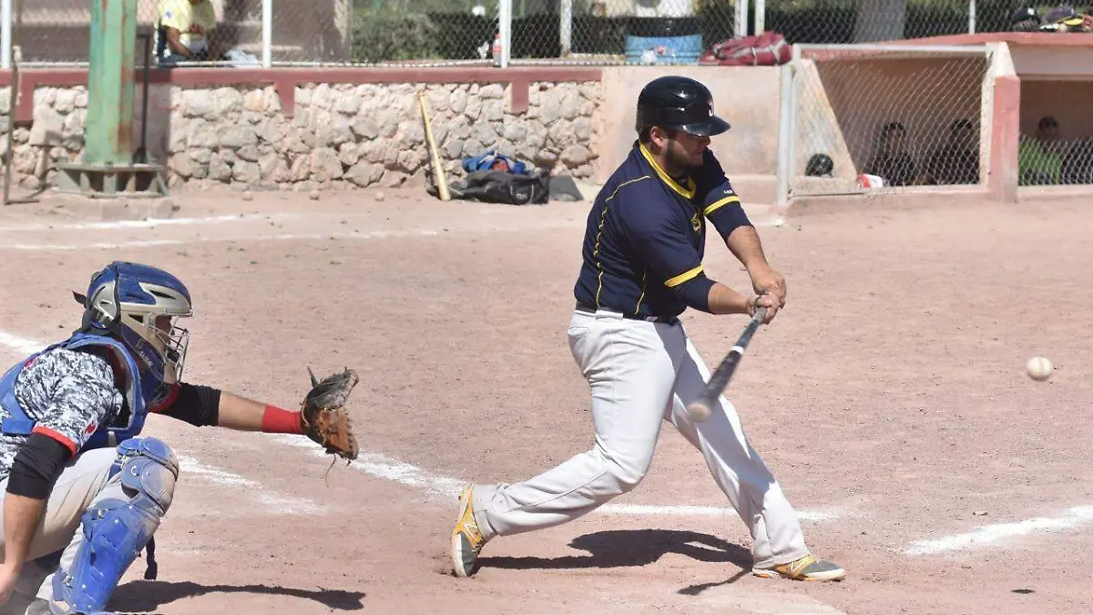 32 Continúan semifinales de la Liga Ranchera de Beisbol2