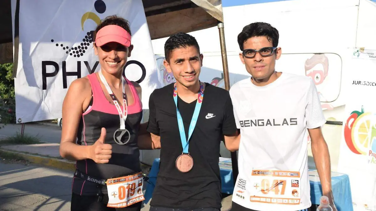 05 Realizan con éxito la 5k
